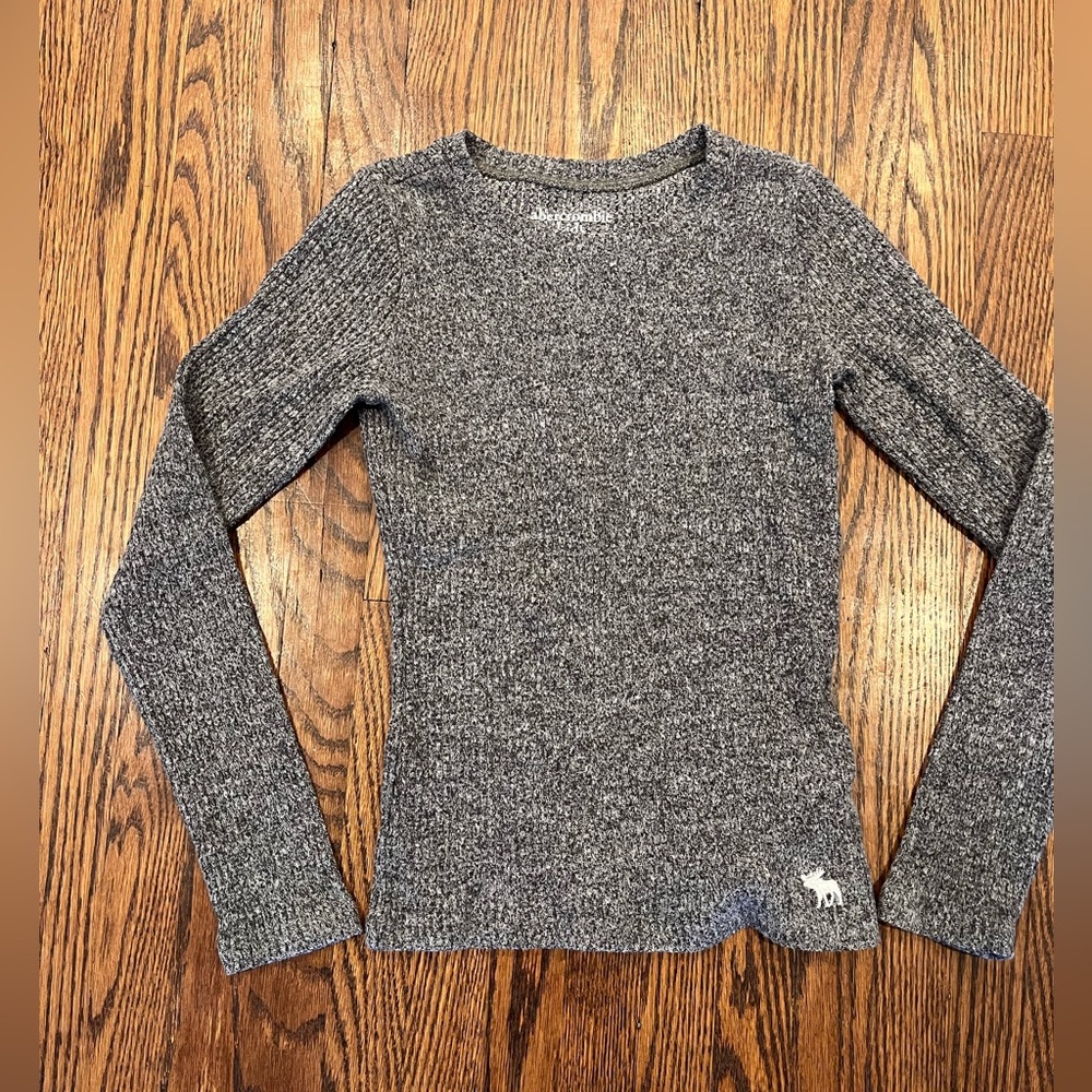 LONG SLEEVED ABERCROMBIE T-SHIRT
